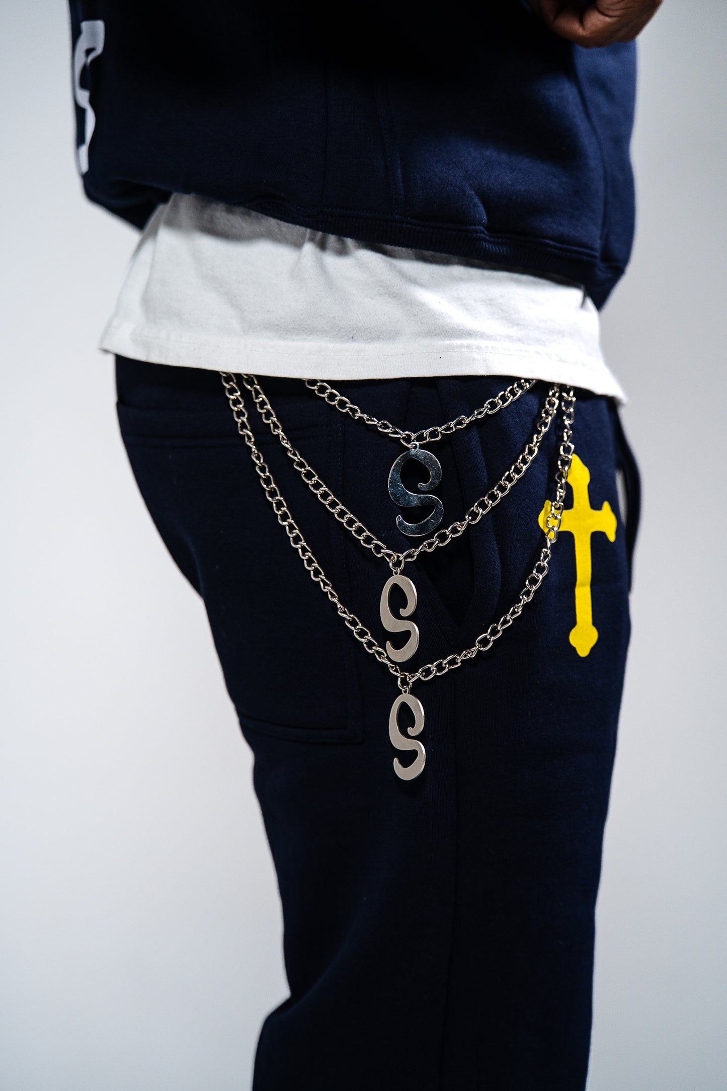 Michigan Blue “Cary Your Cross”